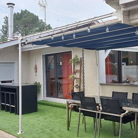 Plaisirs De Lege Villa Екстериор снимка