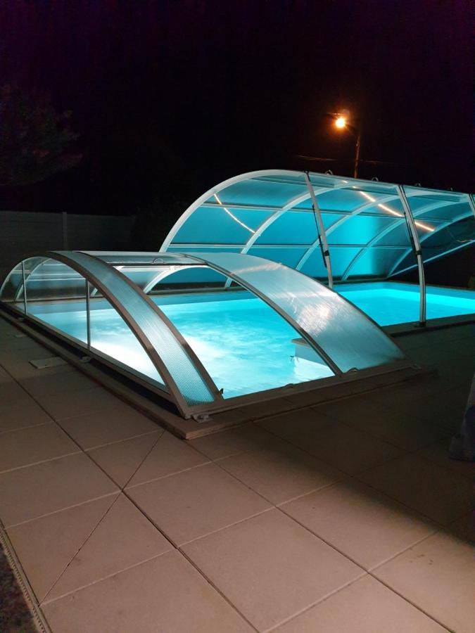 Plaisirs De Lege Villa Екстериор снимка